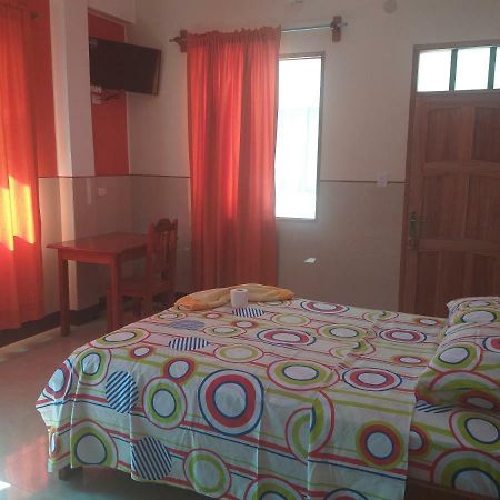 Hotel Tacuaral Rurrenabaque Bagian luar foto