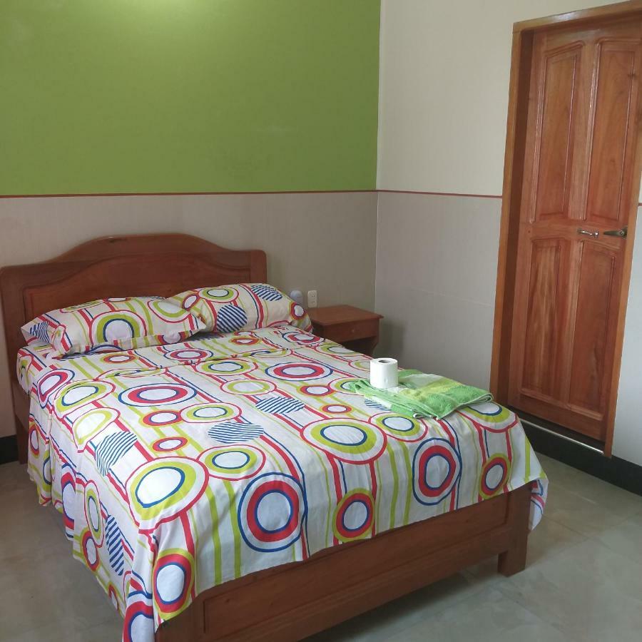 Hotel Tacuaral Rurrenabaque Bagian luar foto
